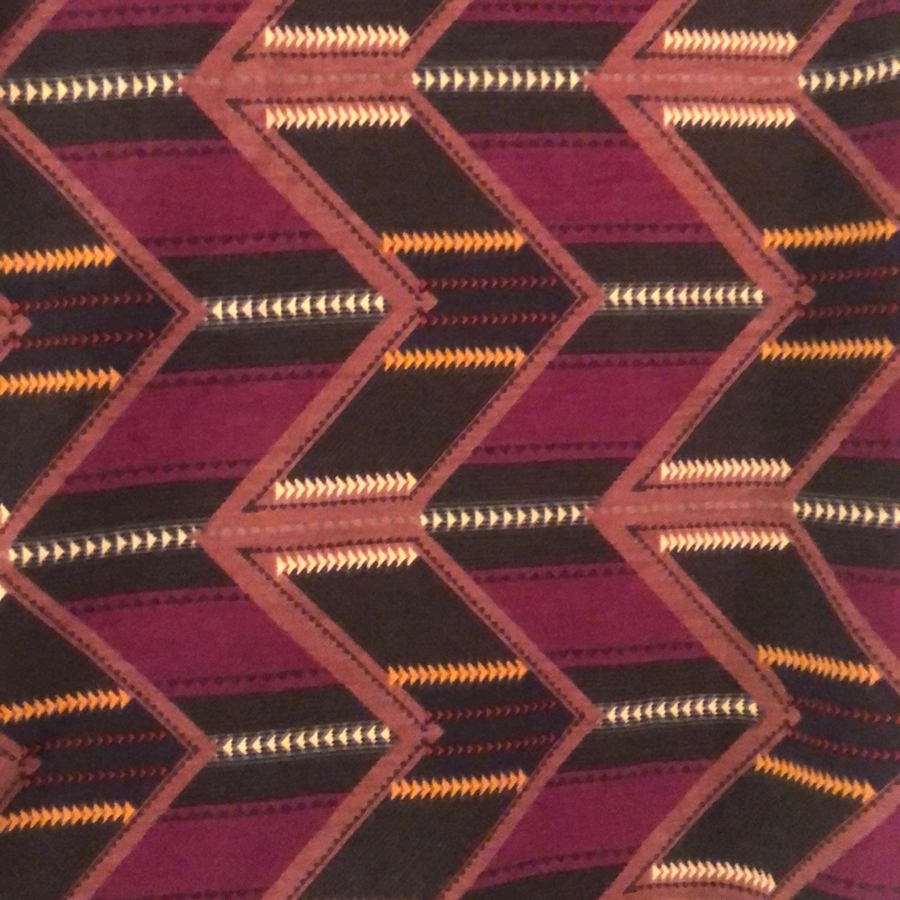 LuLaRoe Randy - Picture 2 of 5